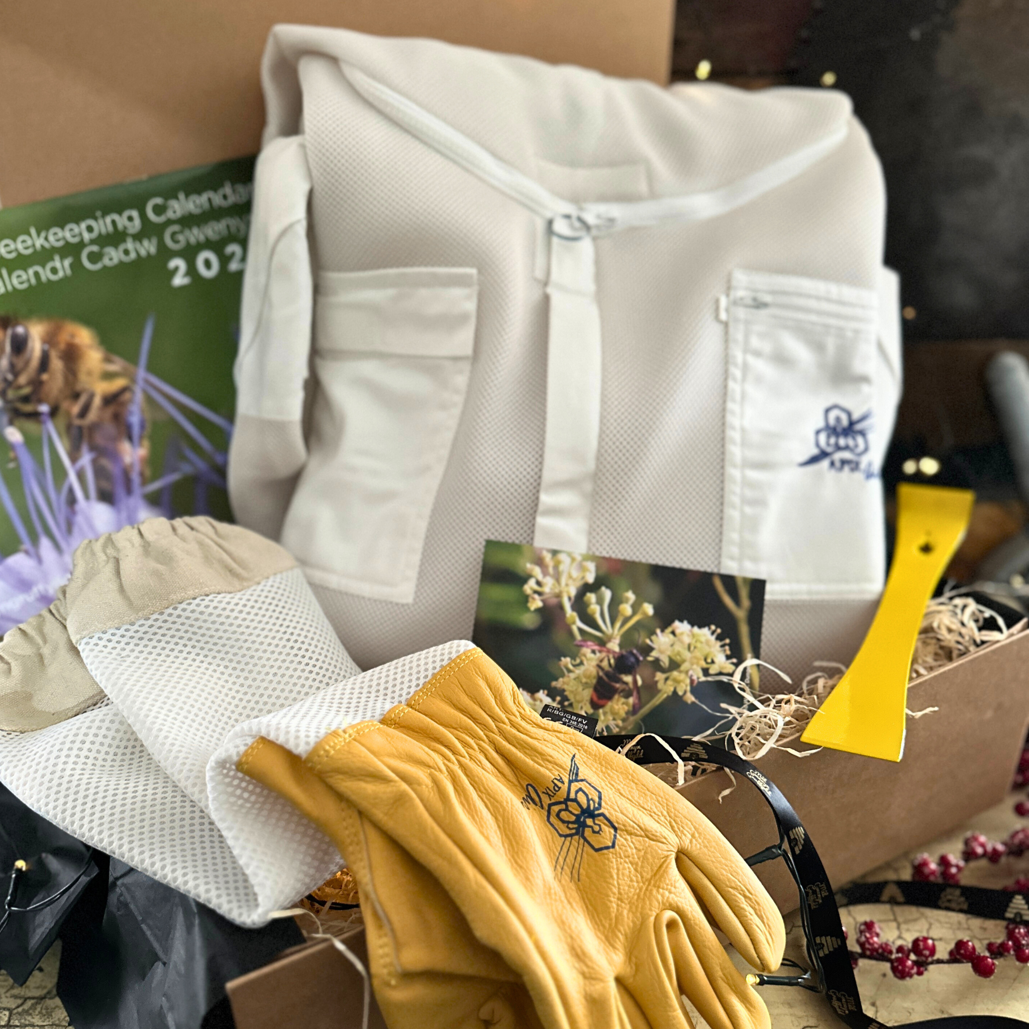 Exclusive Gift Sets for Beekeepers