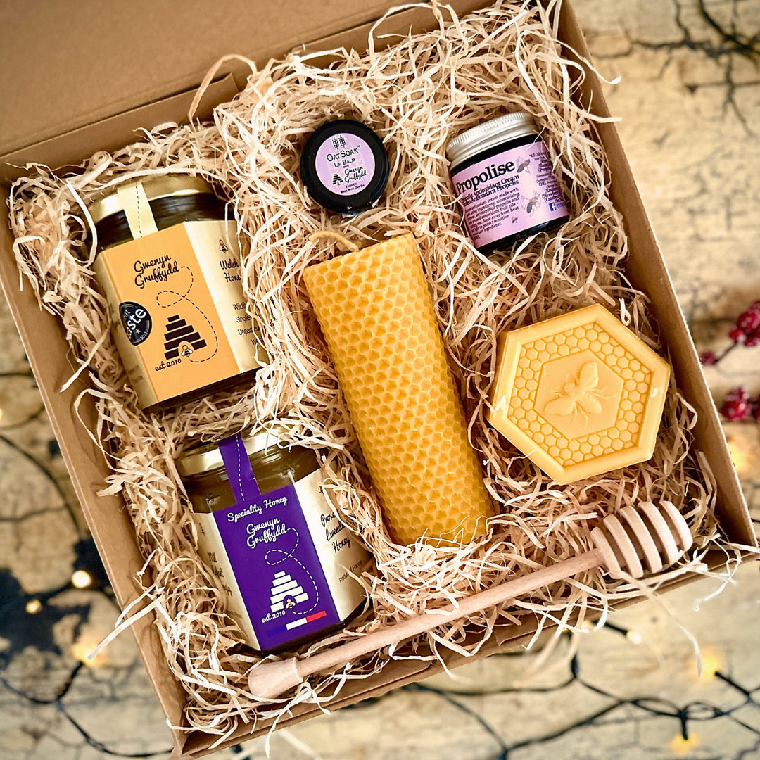 Welsh Wildflower and Beeswax Candle Gift Set