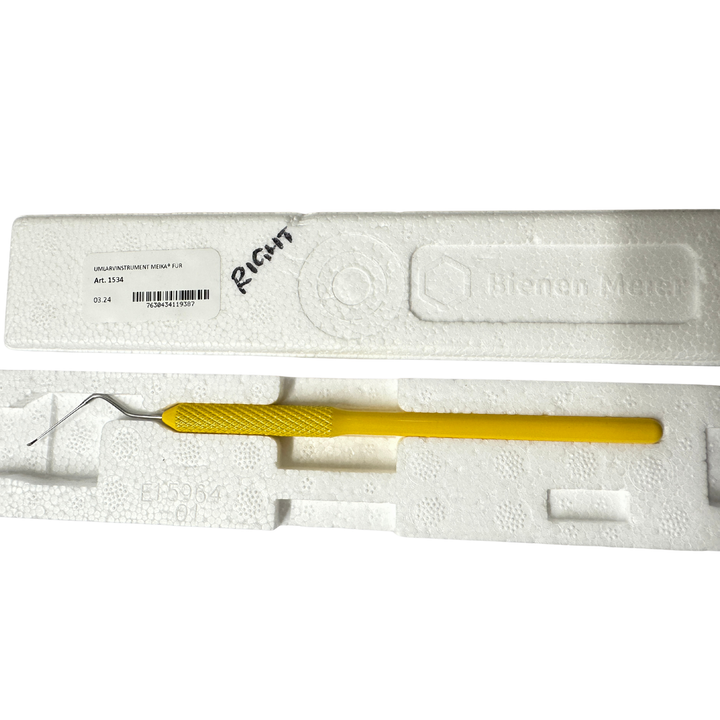 Premium right-hand Grafting Tool Swiss made with angled head for accurate larvae transfer
