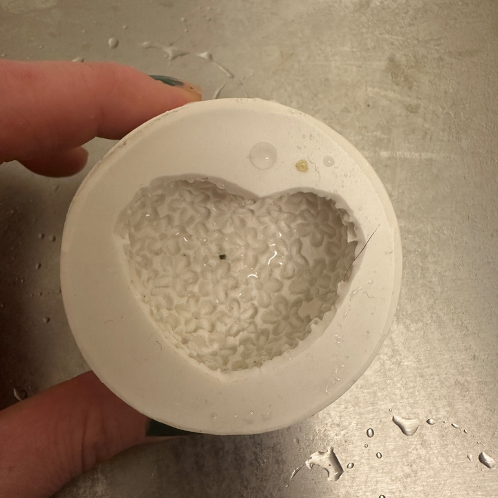 Miniature Fowers Floral Heart Small Candle Making silicone mould (Lyson )