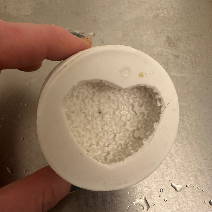 Miniature Fowers Floral Heart Small Candle Making silicone mould (Lyson )