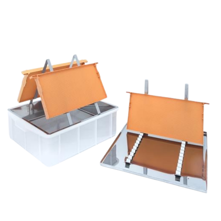 Carl Fritz Uncapping Tray Table Set For 2 People