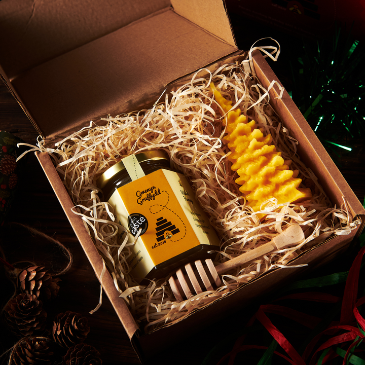 Welsh Wildflower Honey & Beeswax Candle Hamper Gift Set Box - Christmas Tree