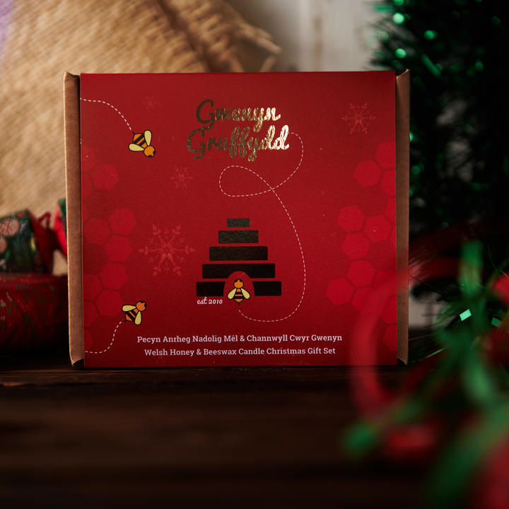Welsh Wildflower Honey & Beeswax Candle Hamper Gift Set Box - Christmas Tree