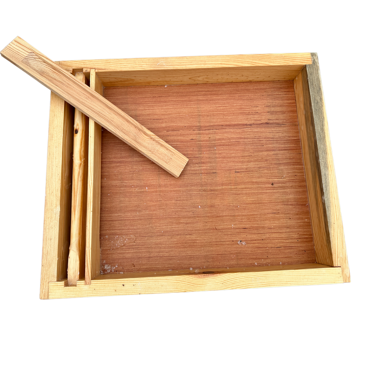 Ashforth Style Waxed Top Wooden Feeder Langstroth  10 Frame - 8 Litres  510*420*70