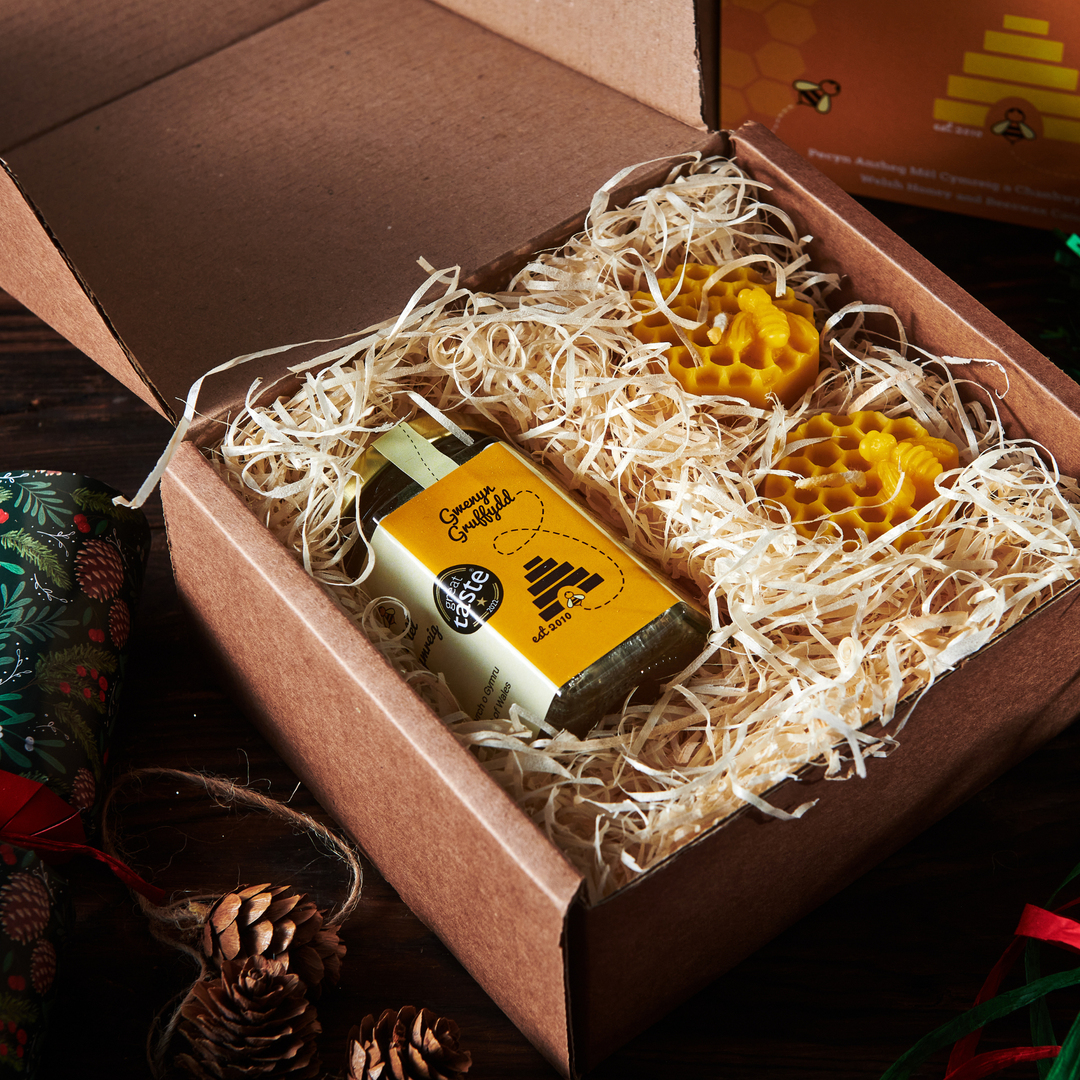 Welsh Wildflower Honey & Beeswax Candle Hamper Gift Set Box - Christmas Tree