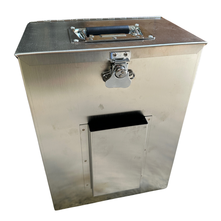 Secure Smoker Box For Transportation and Storage Prinox by Thomas Apiculture