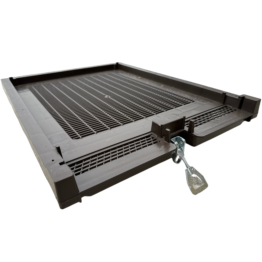 Langstroth Plastic Beehive Floor - Anti Varroa Ventilated by Anel