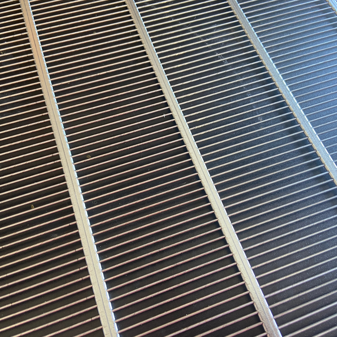 Wire Queen Excluder 46cm x 46cm – Galvanised Steel Wire