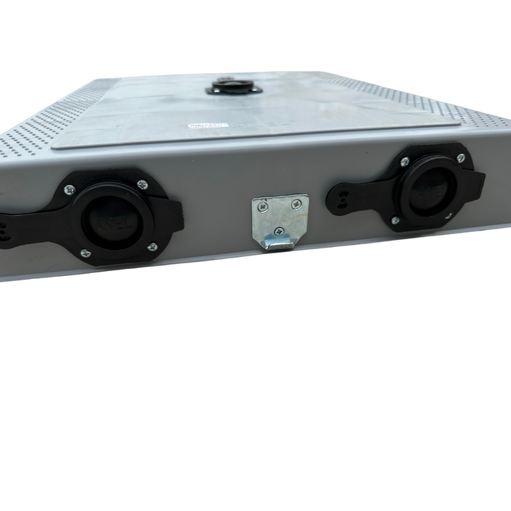 Langstroth Roof with Feeding Plug and 4 Ventilation Plugs