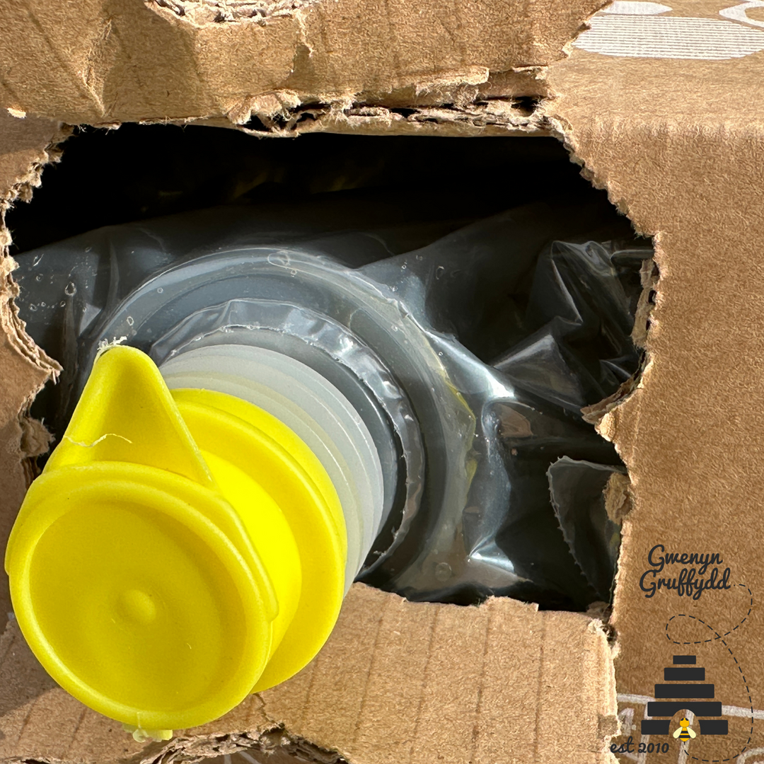 APIINVERT Bag in a Box 16kg Bee Syrup By Südzucker - Bulk (Full, Half, Quarter Pallet)