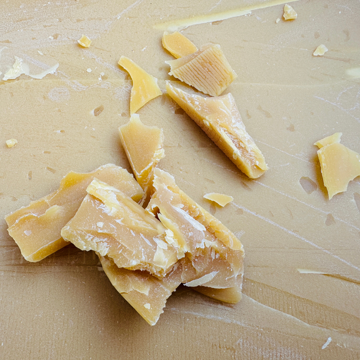 African Filtered Beeswax 1kg