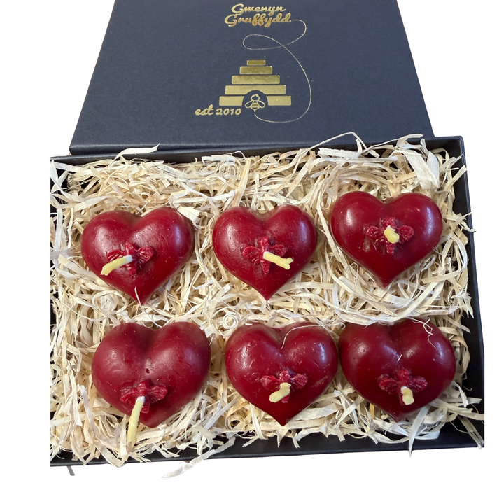 6 x Limited Edition Beeswax Heart Tealight Candles – St Dwynwen & Valentine’s Gift Set
