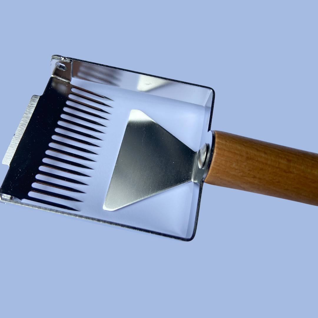 Premium Uncapping Fork with Wooden Handle
