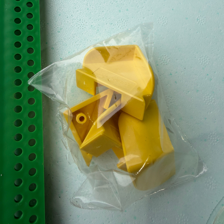Quarti 9-Frame Langstroth Polystyrene Hive Bundle