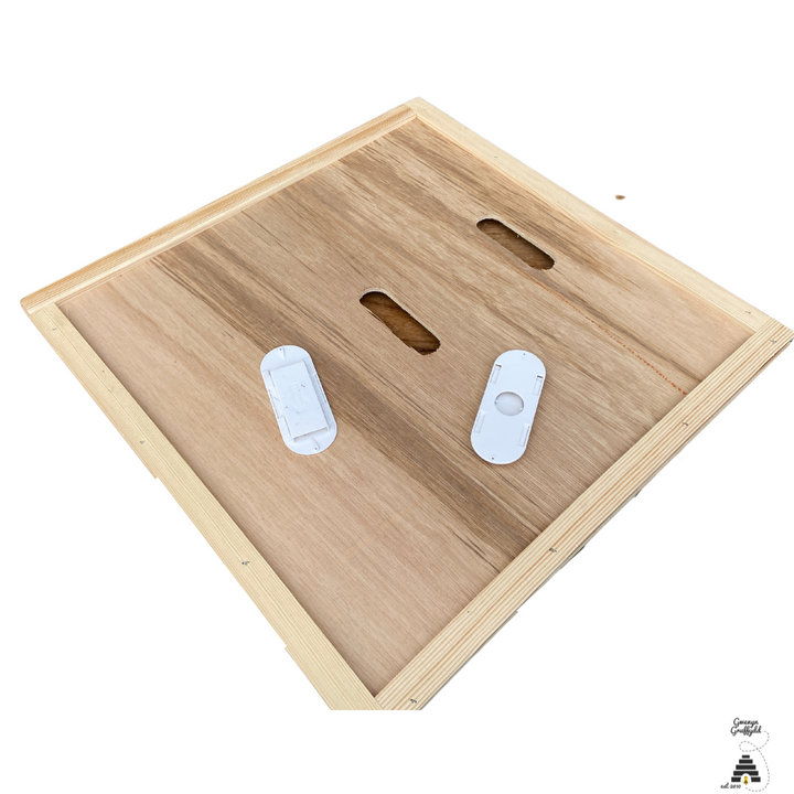 National Wooden Crownboard with Two Porter Bee Escape