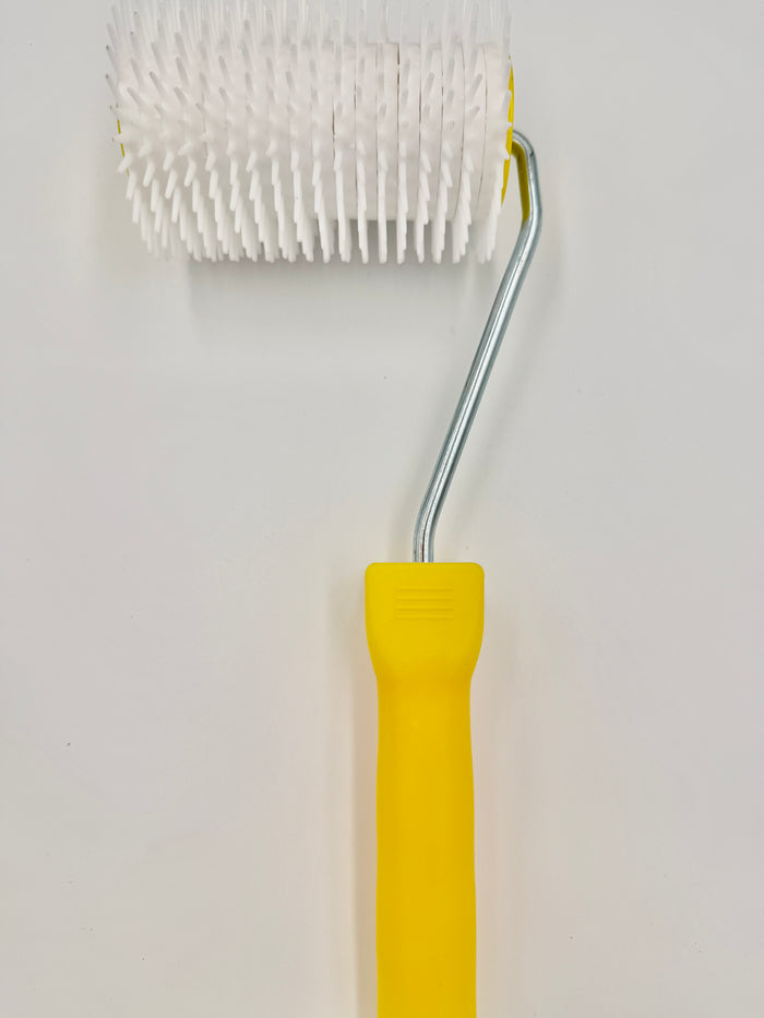 Uncapping rollers