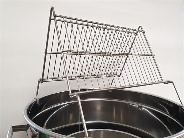 CFM Frame support for uncapping wax melter