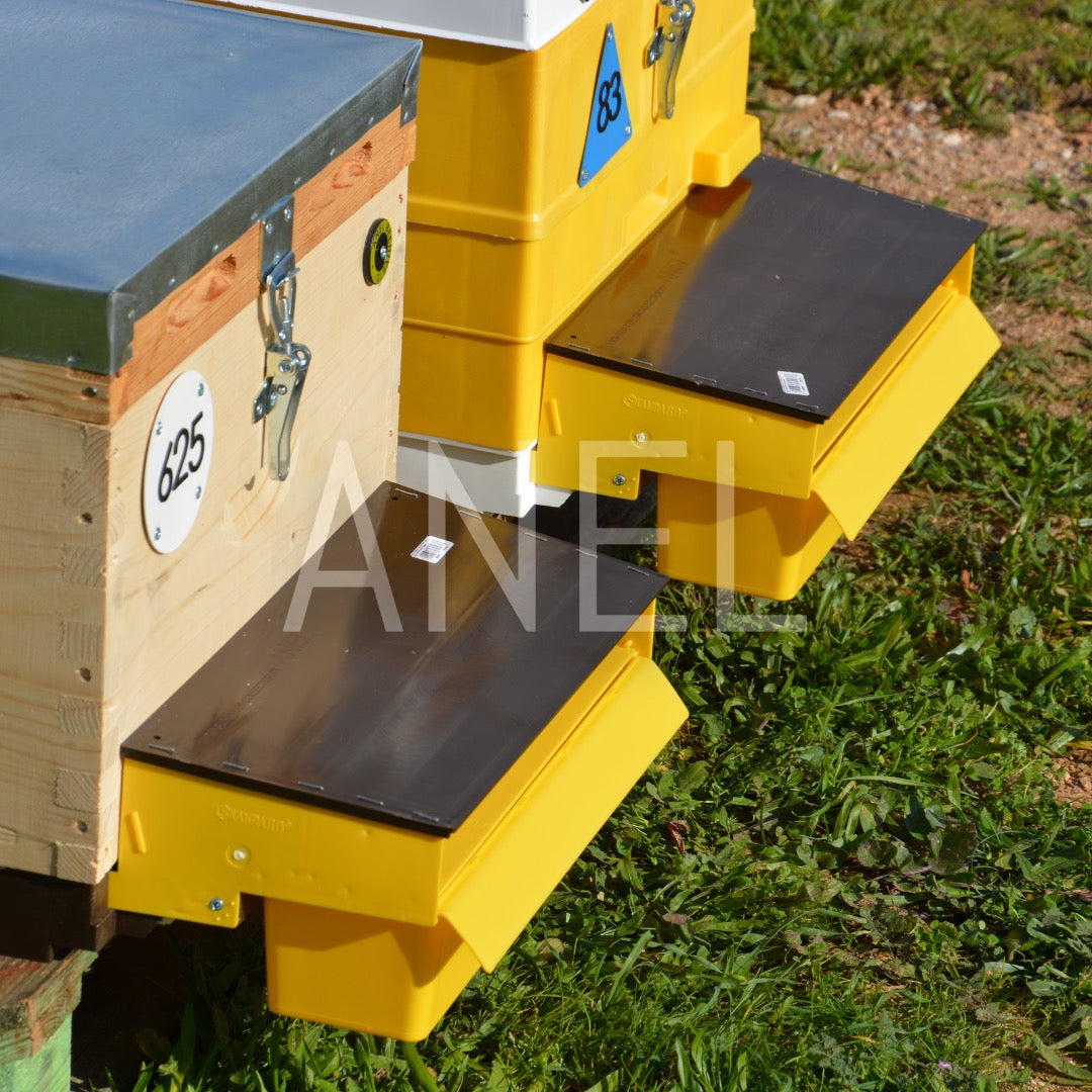 ANEL LOCKFIT Ventilated Plastic Beehive Bottom Board Floor Langstroth