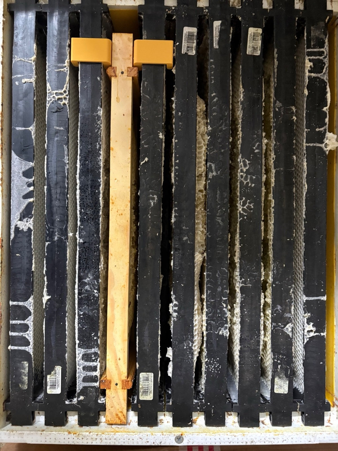 National to Langstroth Frame Adapter Converter Bracket – 1 / 2 / 3 Frame Options