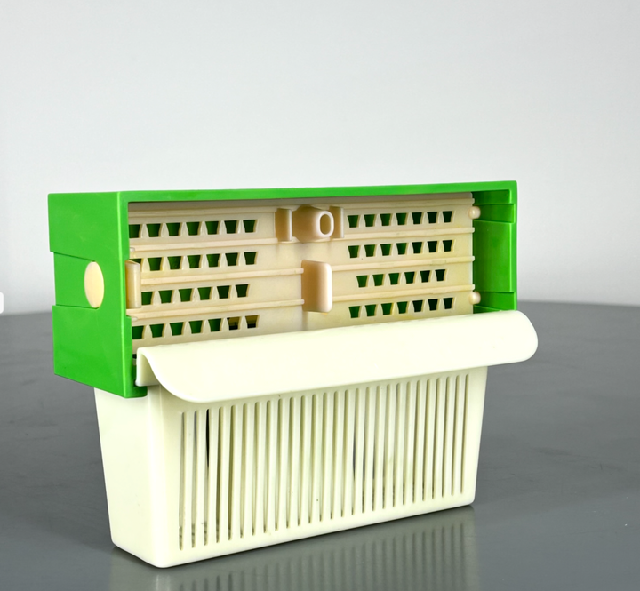 Bee Pollen Collector Basket – Hive Entrance Pollen Trap (Quarti System Compatible, Made in Italy)