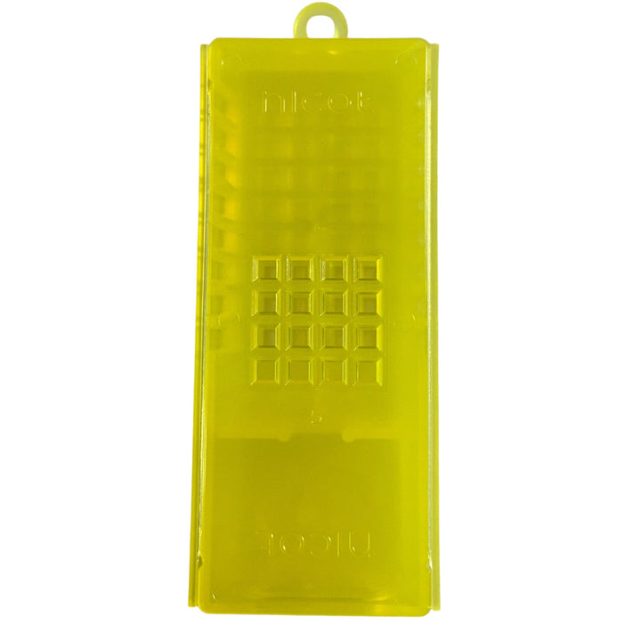 Nicot Yellow Queen Shipping and Introduction Cage