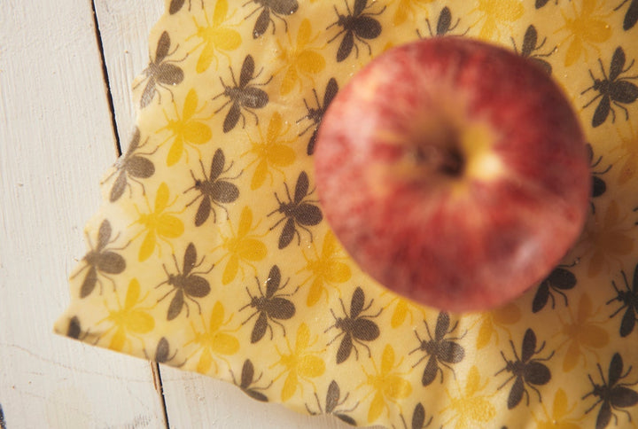 Yellow Squares Reusable Cotton Beeswax Food Wrap Medium, 30cm x 30cm