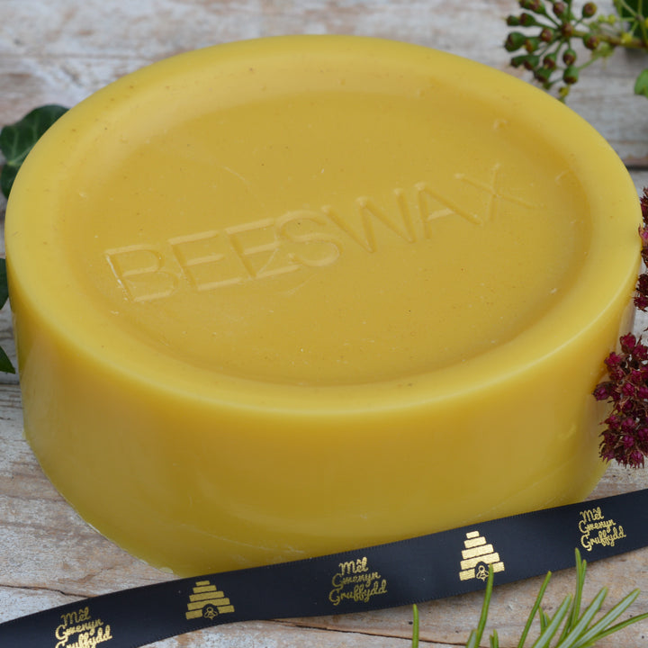 Pure Natural Hand Filtered British Beeswax Block, 1kg