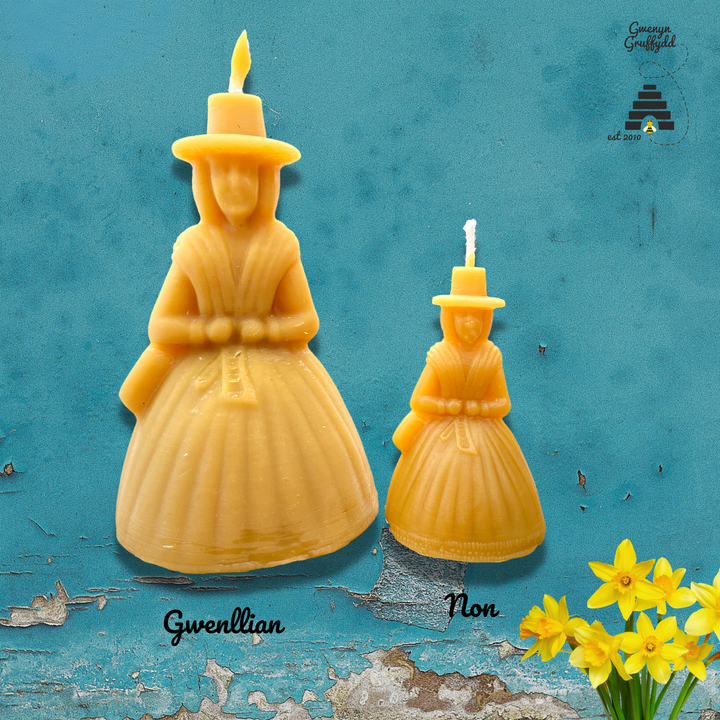 'Non' Mini Pure Beeswax Candle of a Welsh Lady - Ladi Fach Gymraeg
