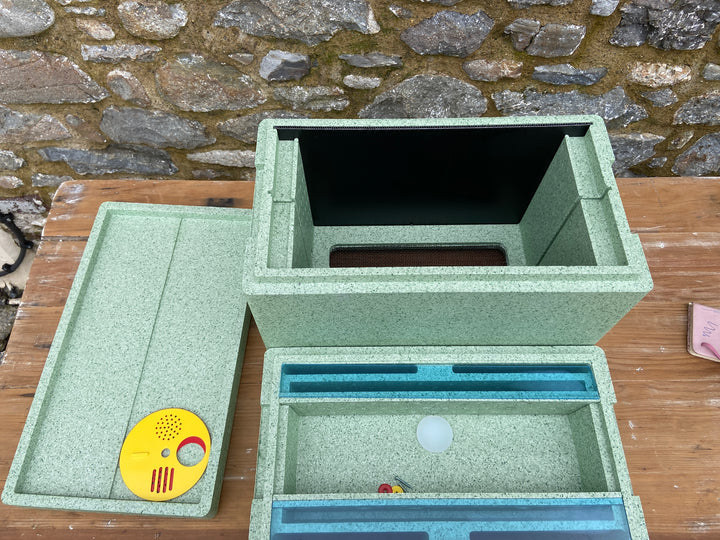 National BS Honey Bees 2 in 1 Poly Nuc Box Hive 6 Frame