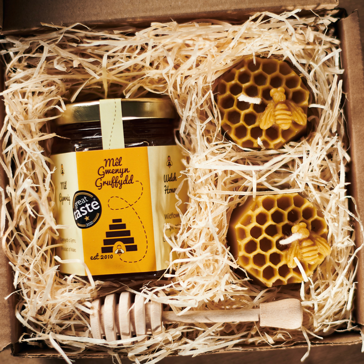 Small Welsh Wildflower Honey & Beeswax Candle Hamper Gift Set Box - Honeycomb Tealight with Honeybees