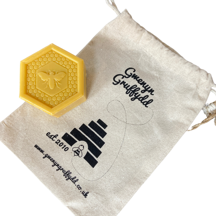 Classic French Hexagonal Vegetable Soap 100g, Honey