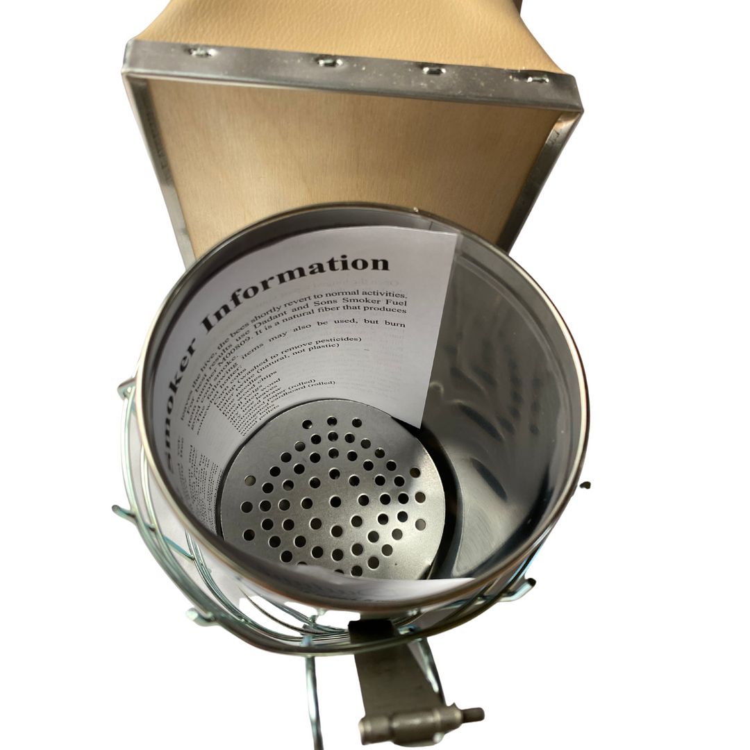 Dadant Smoker 4 x 7 Stainless Steel with Shield - Small (standard)