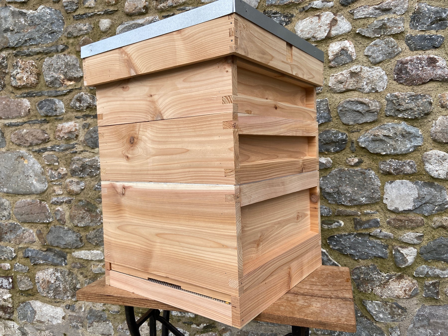 National Cedar Hive |Wooden Beehive | Beehive Starter Kit | National ...