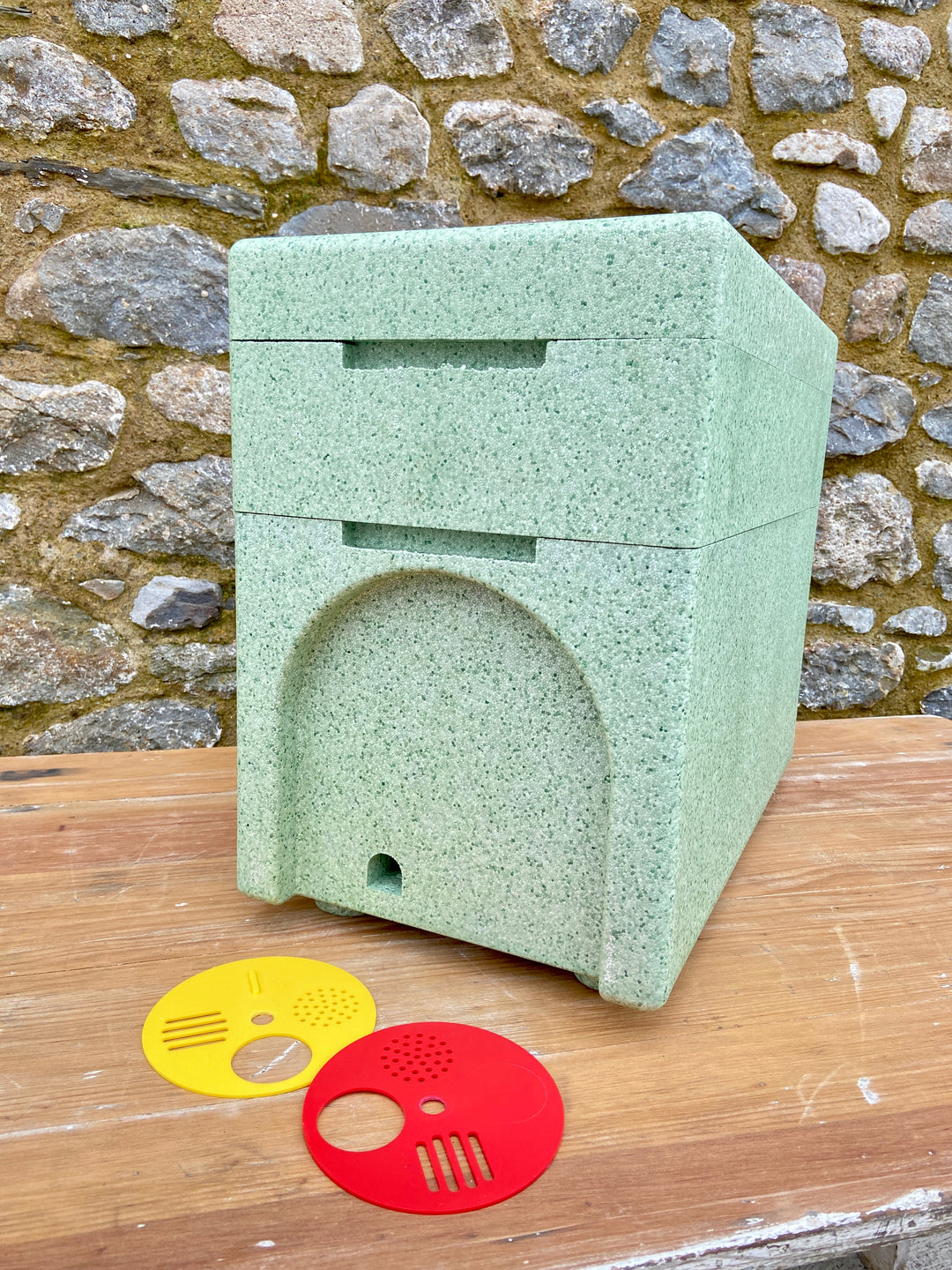 National BS Honey Bees 2 in 1 Poly Nuc Box Hive 6 Frame