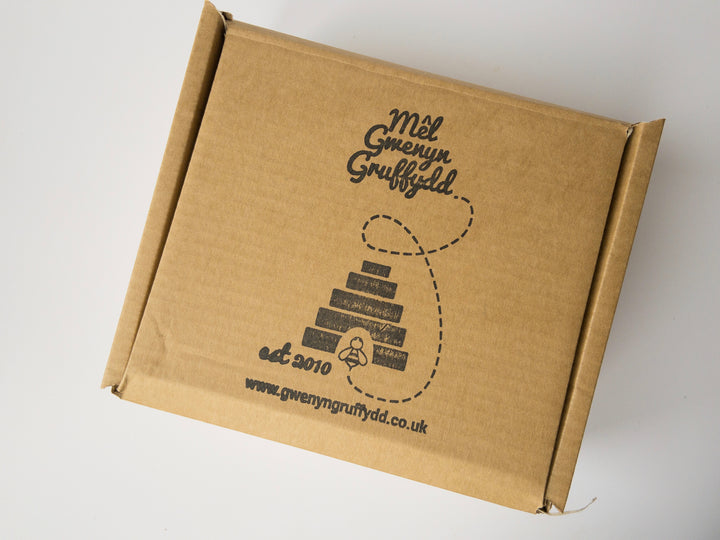 Welsh Runny & British Set Honey Gift Set with Wooden Honey Dipper, 227g